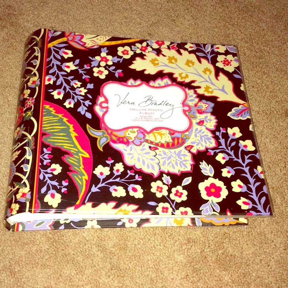 Vera Bradley Deluxe Photo Album
